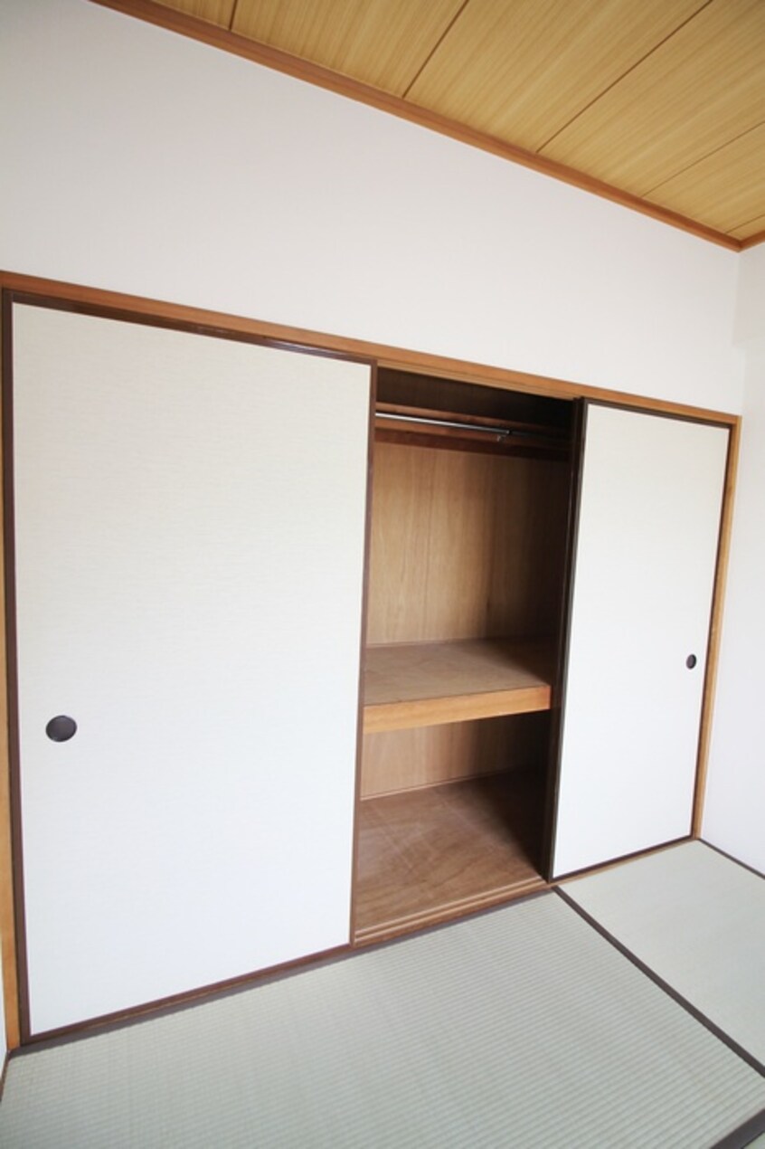 収納 平野ビル３