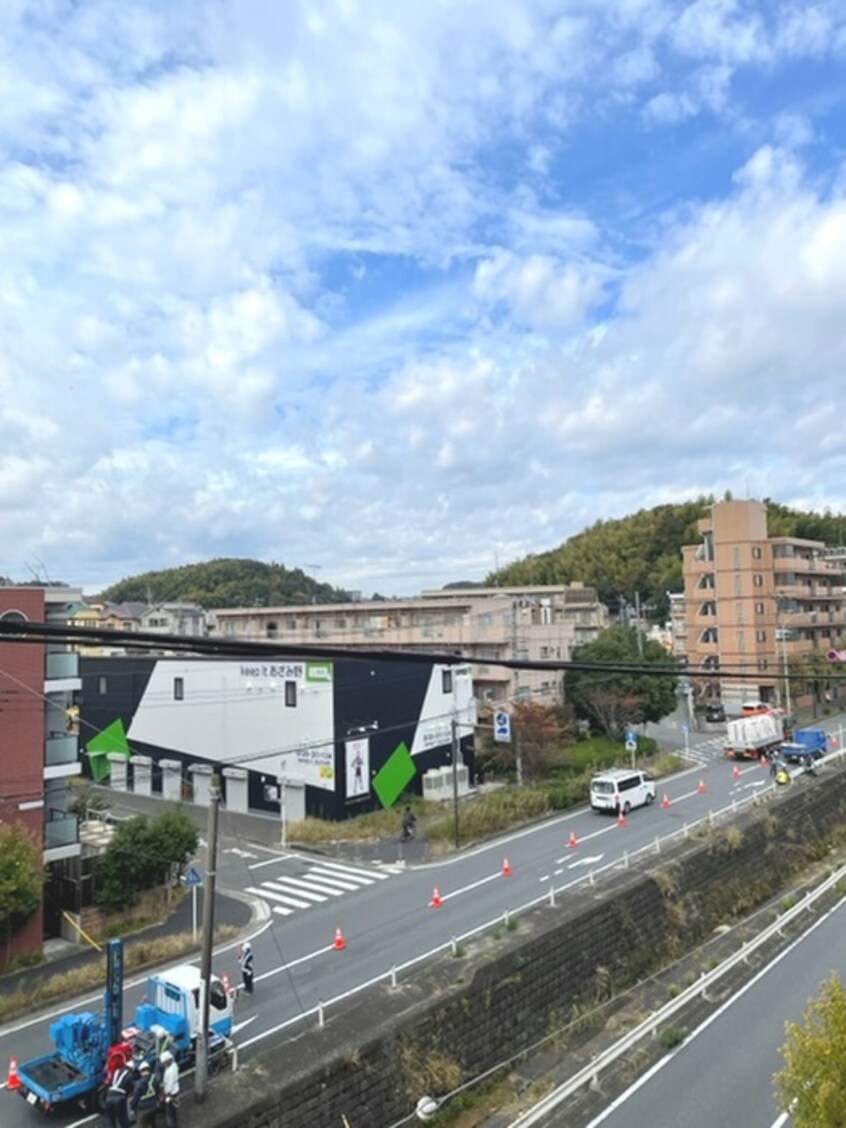 室内からの展望 平野ビル３