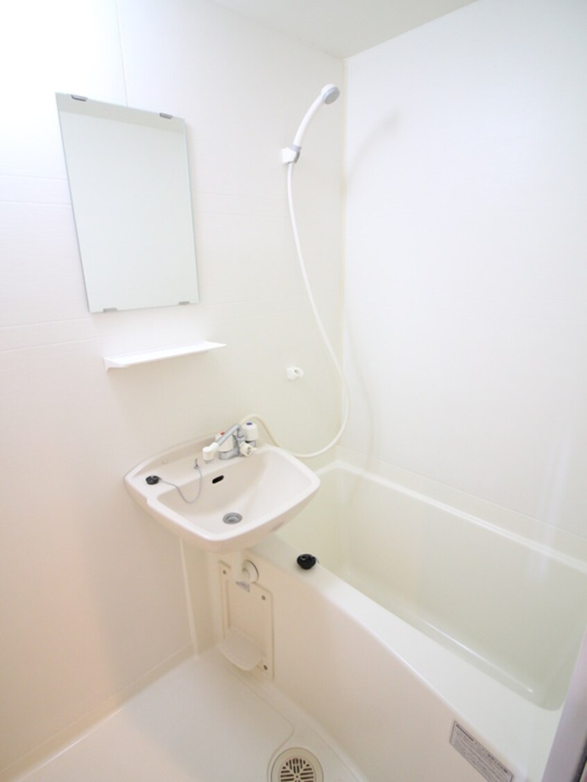 バス／シャワールーム等 アルカンシェル