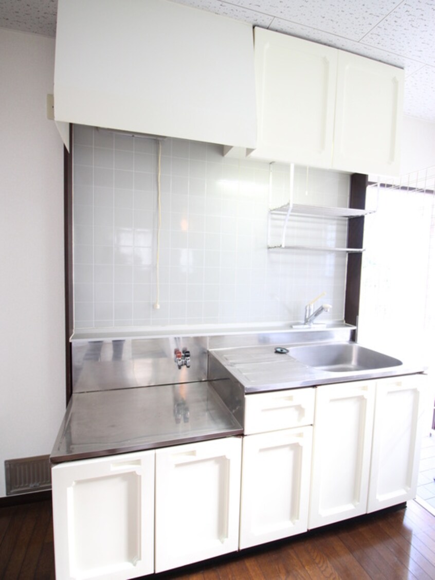 キッチン フラットＢＥＬＬ