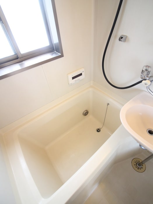 バス／シャワールーム等 沢田様方