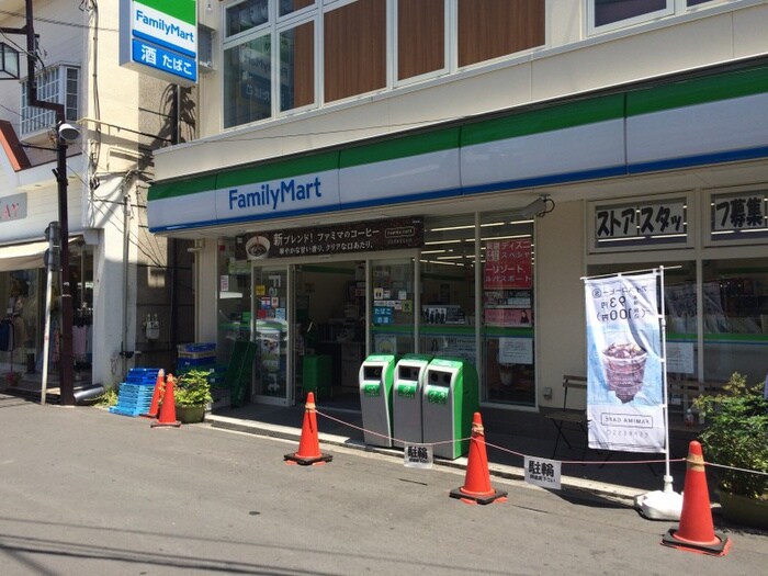 ファミリーマート平間駅(コンビニ)まで396m Ｌｅｅ