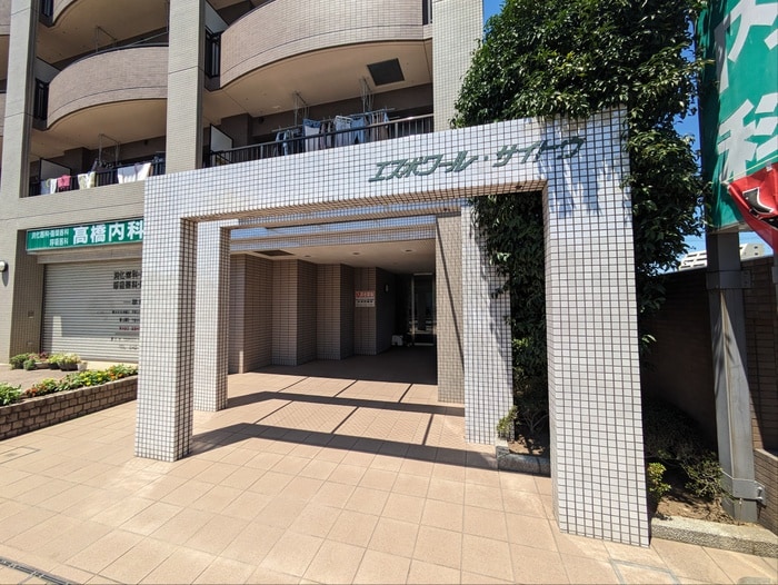 エントランス部分 エスポワール・サイトウ