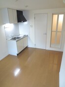 居室 ロ－レル本郷