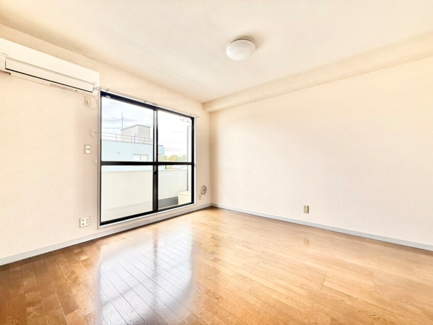 居室 ウイステリア国立