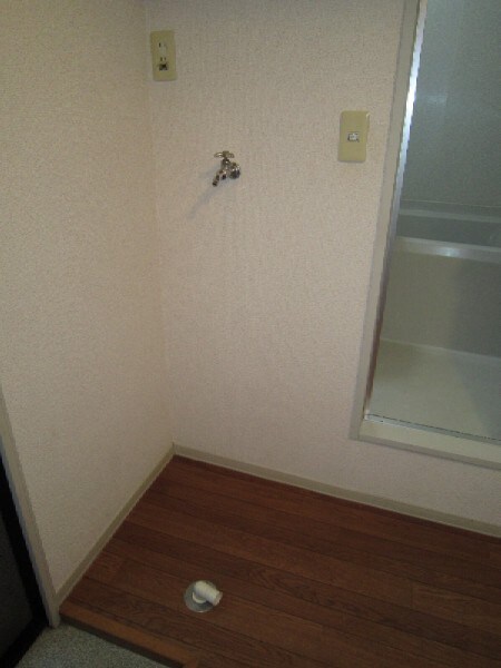 洗濯機置場 グリーンフラッツ旗の台