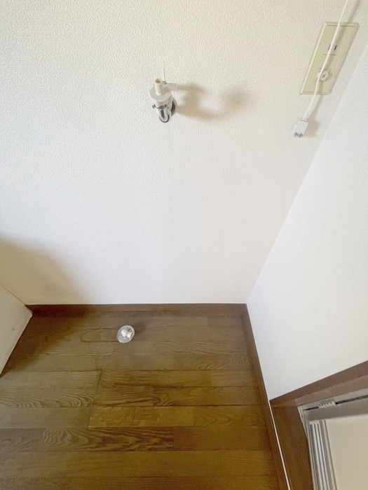 洗濯機置場 スコラハウス前原