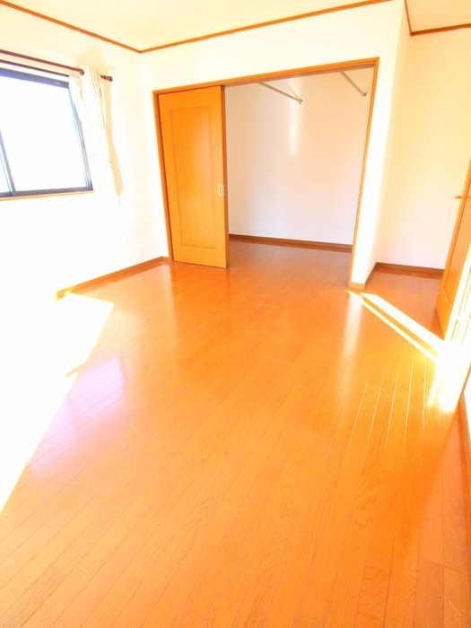 居室 溝沼５丁目戸建