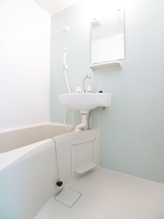 バス／シャワールーム等 ラフィ－ヌ松ヶ丘