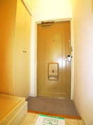 玄関 ラフィ－ヌ松ヶ丘