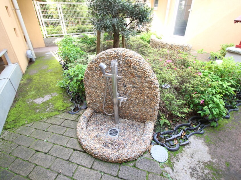 建物設備 ＥＬ　ＰＡＴＩＯ