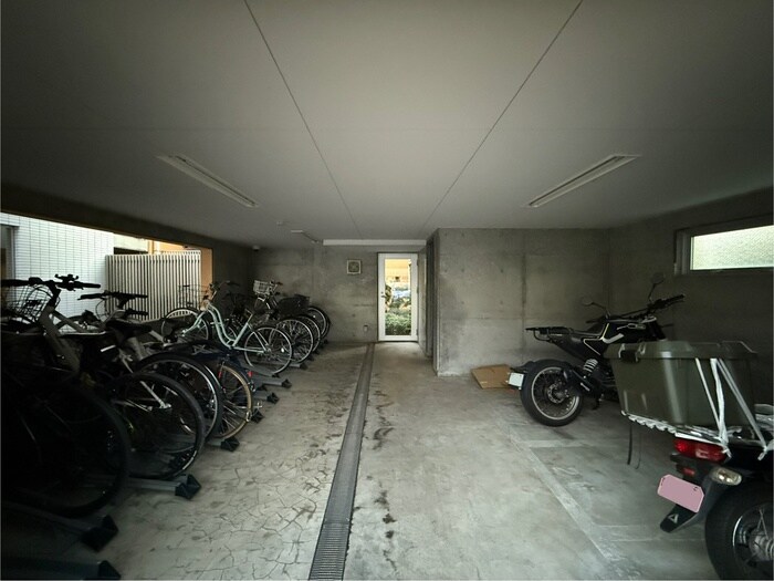 駐輪場 ＥＬ　ＰＡＴＩＯ