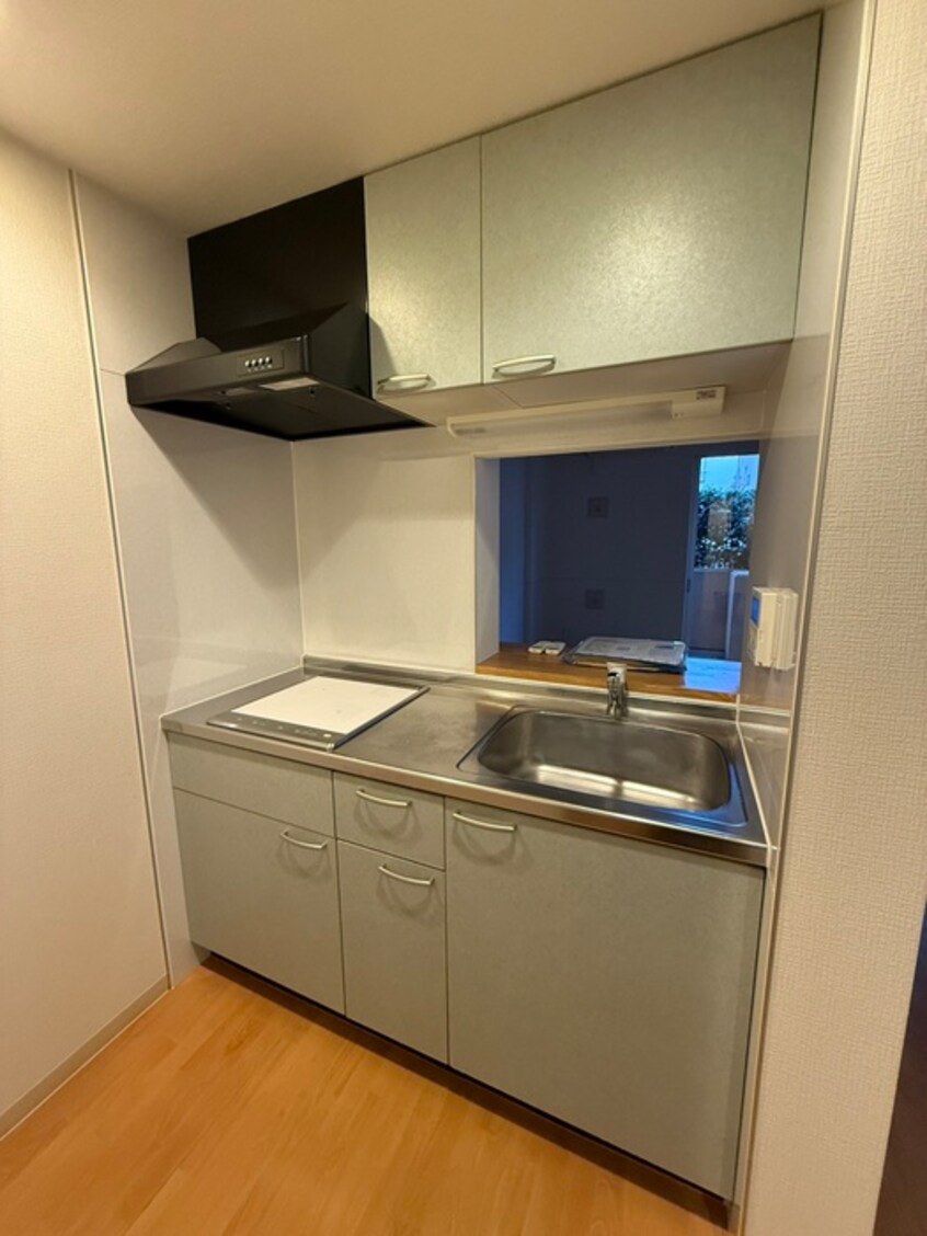 キッチン ＥＬ　ＰＡＴＩＯ