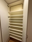 靴箱 ＥＬ　ＰＡＴＩＯ