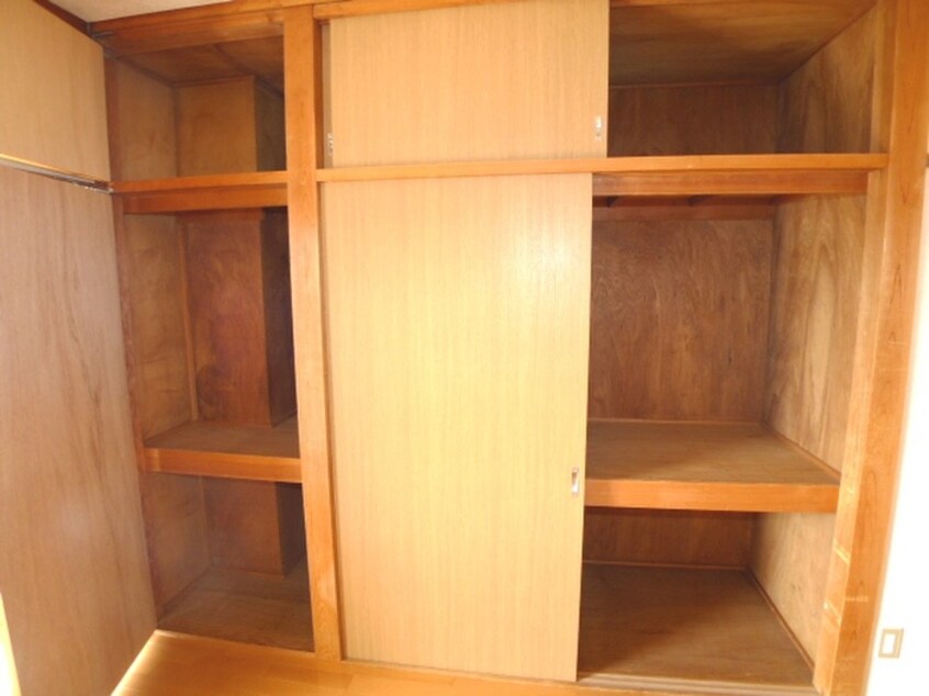 収納 栗原マンション