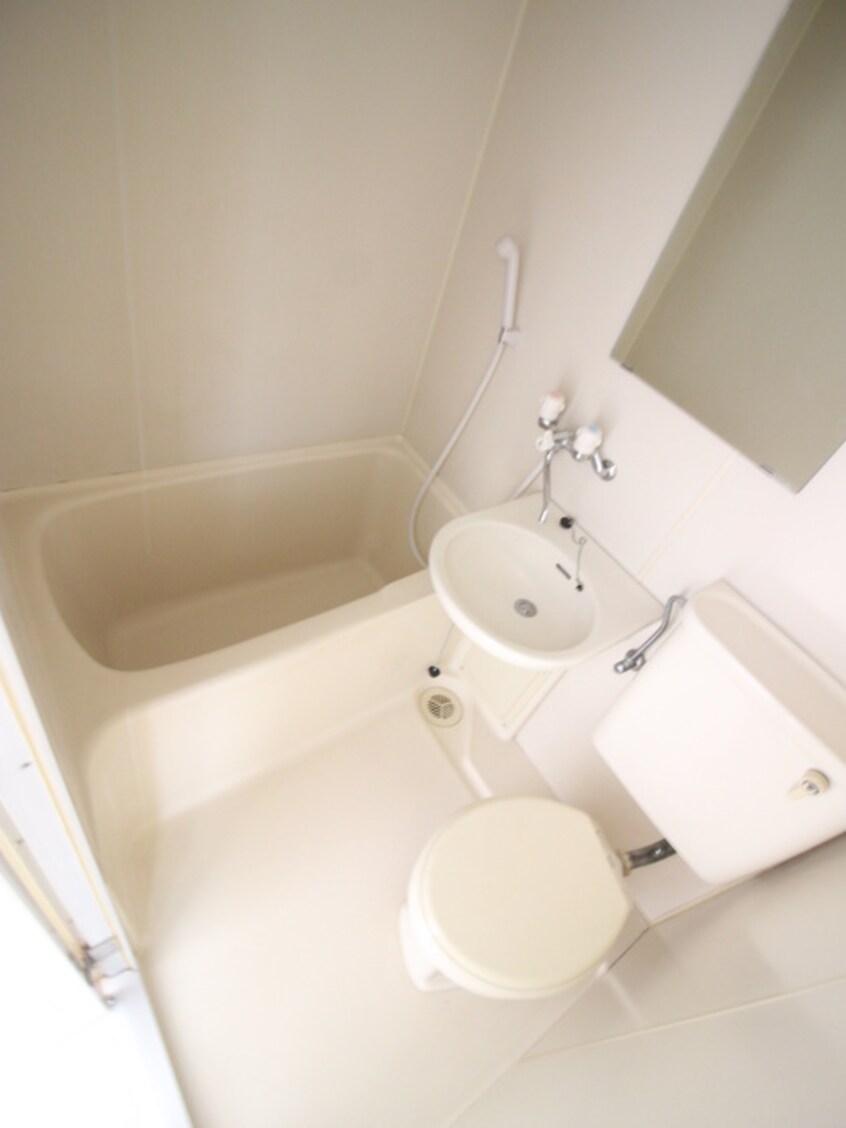 バス／シャワールーム等 ヴィラ湘南台