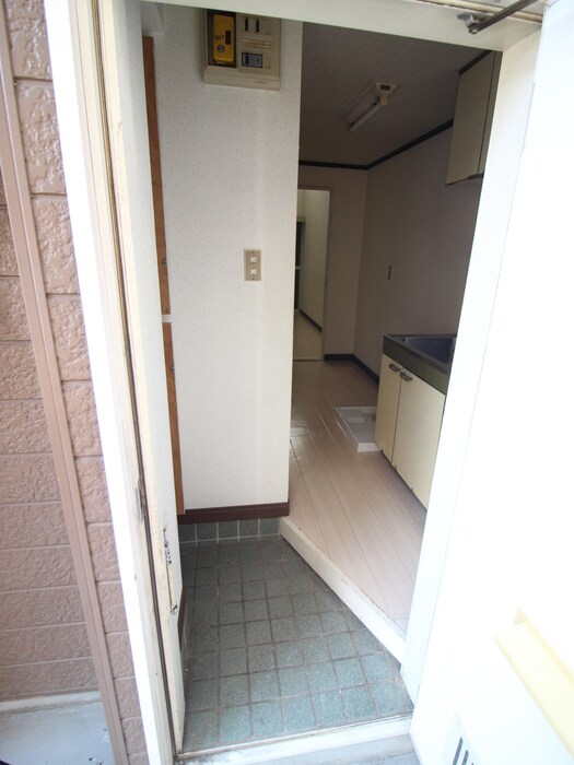 玄関 ヴィラ湘南台