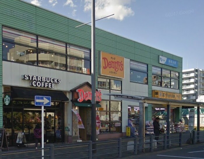 デニーズ湘南台店(その他飲食（ファミレスなど）)まで242m ヴィラ湘南台