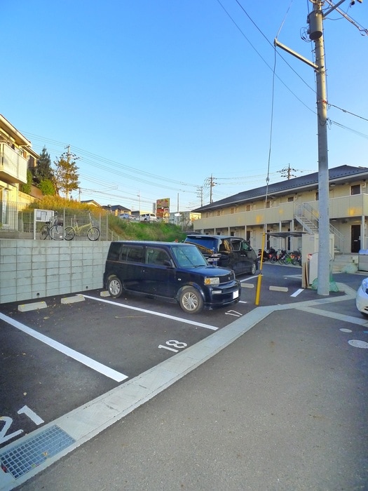 駐車場 オ－クス