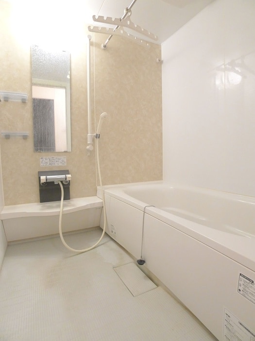 バス／シャワールーム等 オ－クス