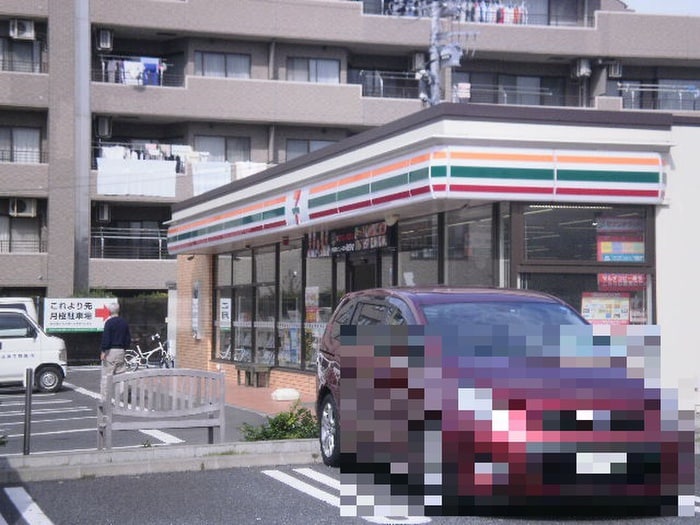 セブンイレブン(コンビニ)まで589m フォーチューン泉