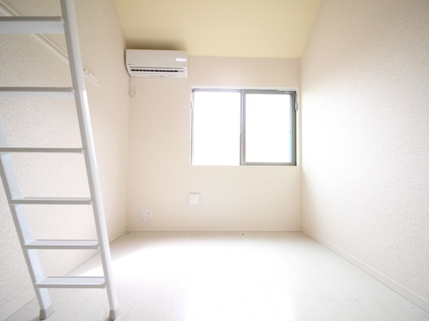 居室 アティコグランデ