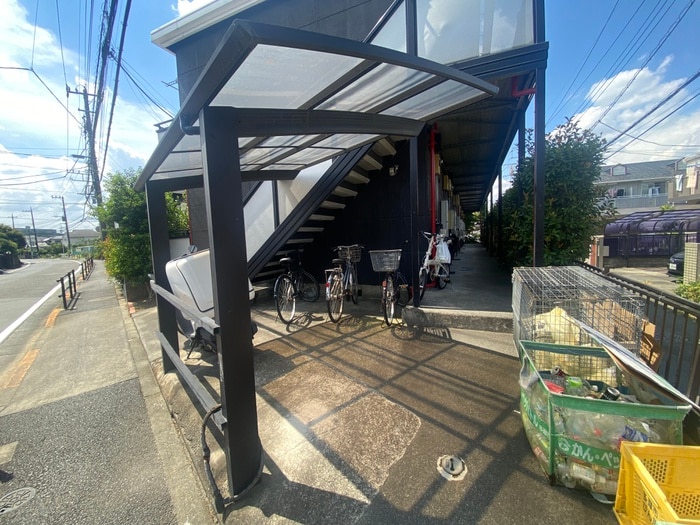 駐輪場 ラフィーネ１