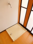 洗濯機置場 ラフィーネ１