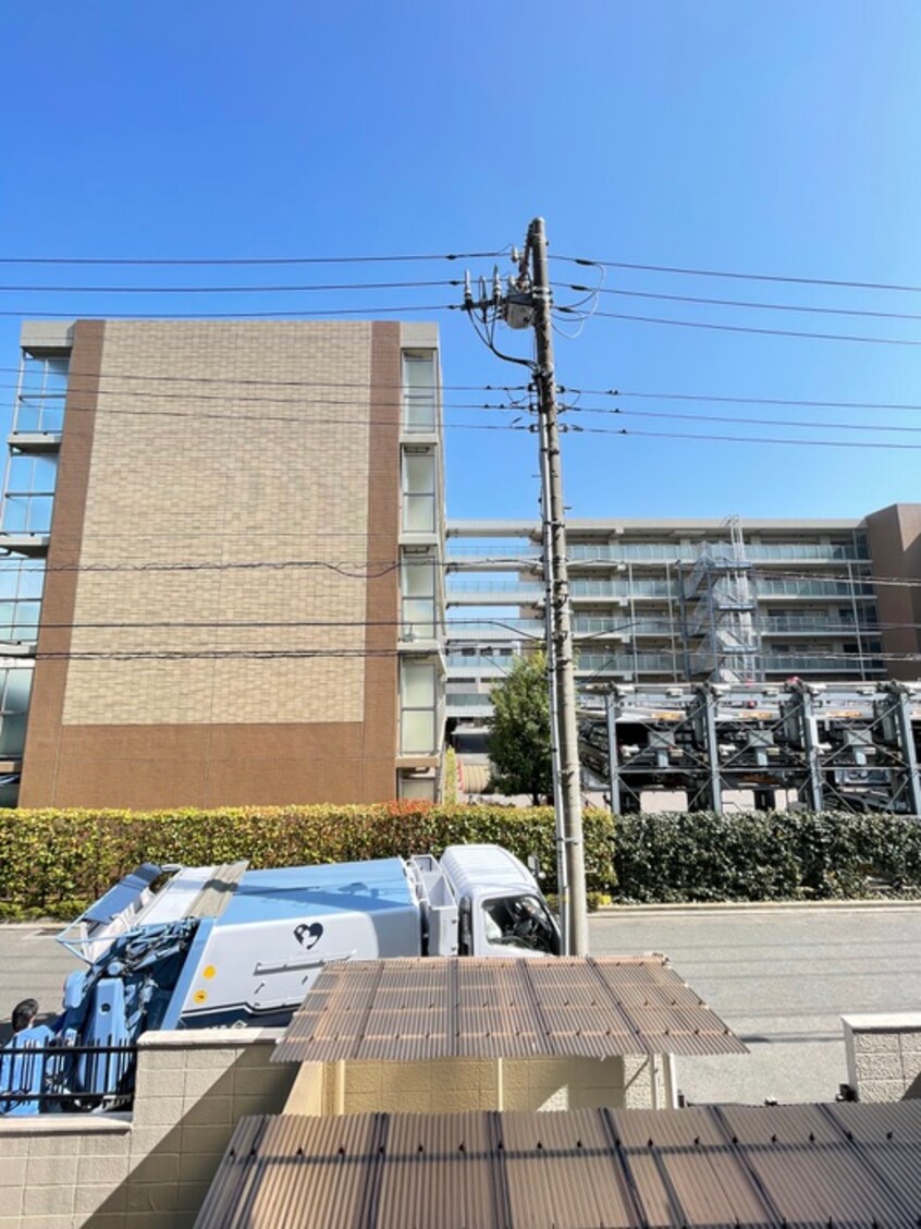 室内からの展望 小野宮ＮＩＣハイム鶴見第５