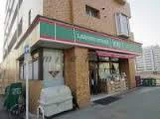 ローソンストア100 鶴見潮見橋店(コンビニ)まで200m 小野宮ＮＩＣハイム鶴見第５