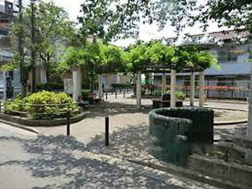 下野谷町公園(公園)まで339m 小野宮ＮＩＣハイム鶴見第５