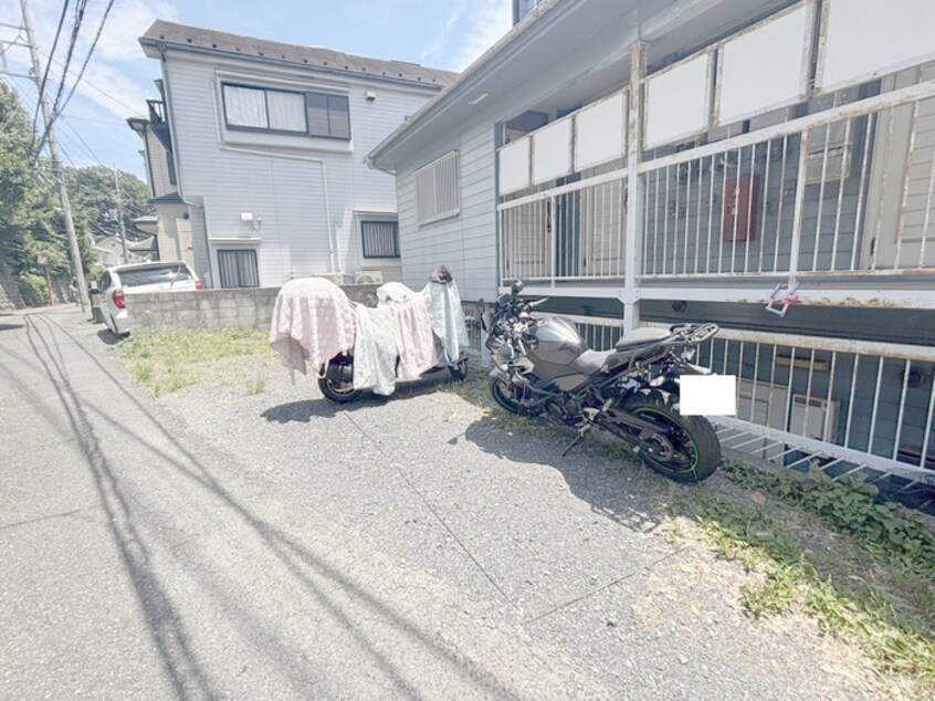 駐輪場 アクアガ－デン