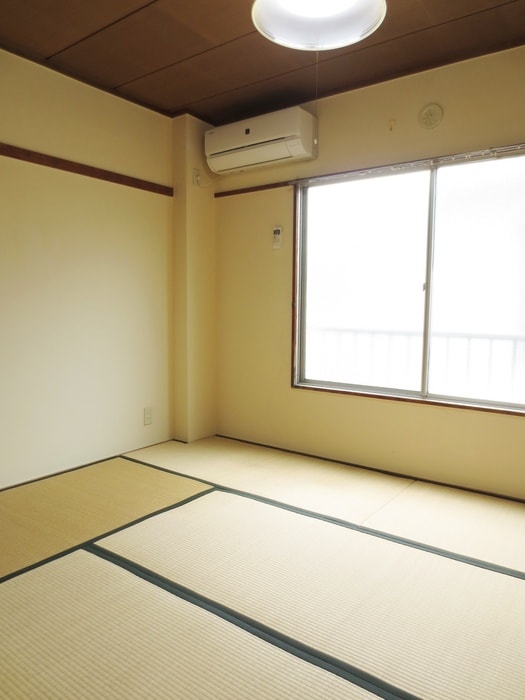 居室 サンハウス小池