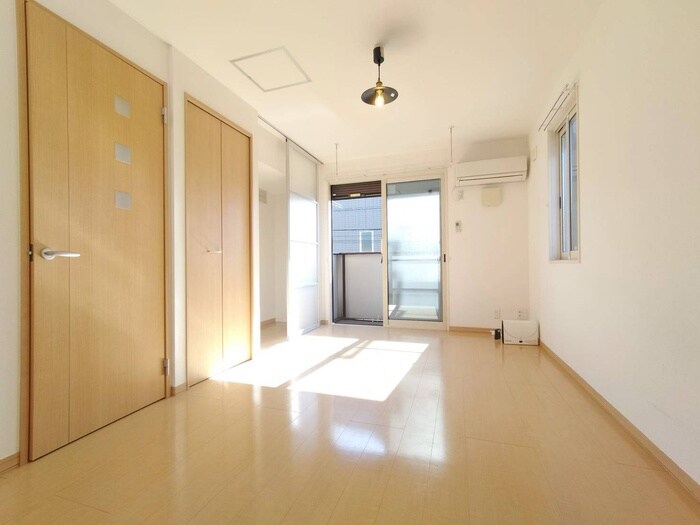 居室 ピヴォワーヌ