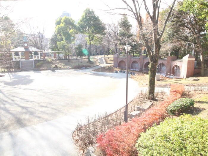 希望が丘公園(公園)まで1700m Angelina八幡山