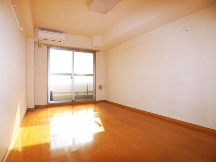 居室 スプリングホ－ム