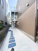 エントランス部分 モンド・リコ板橋本町