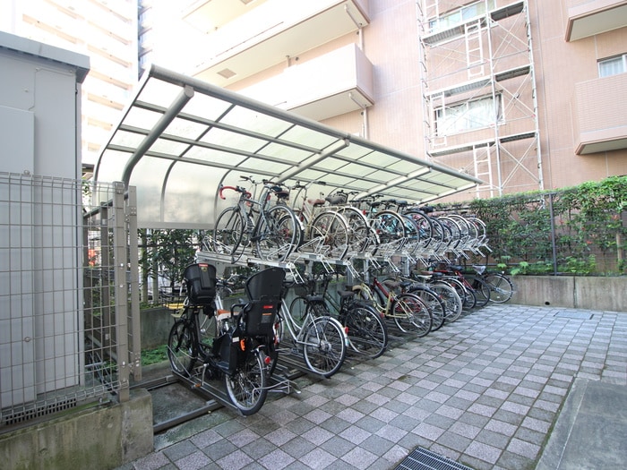 駐輪場 ア－ルレジデンス