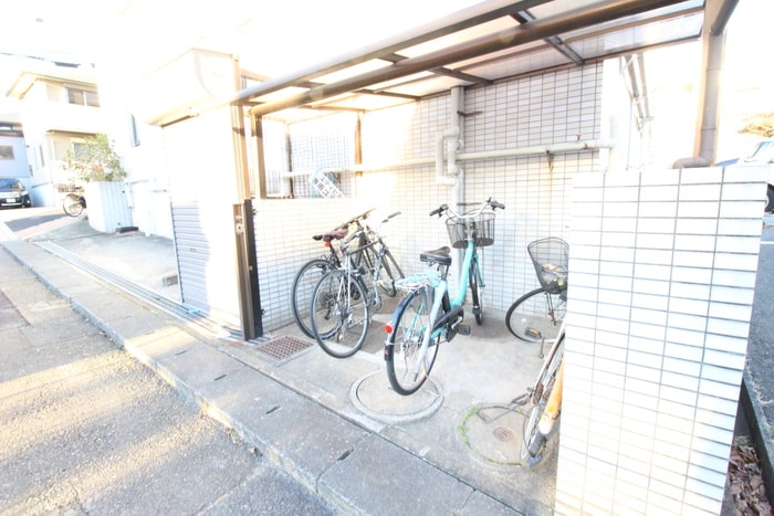 駐輪場 ステイヒルズ