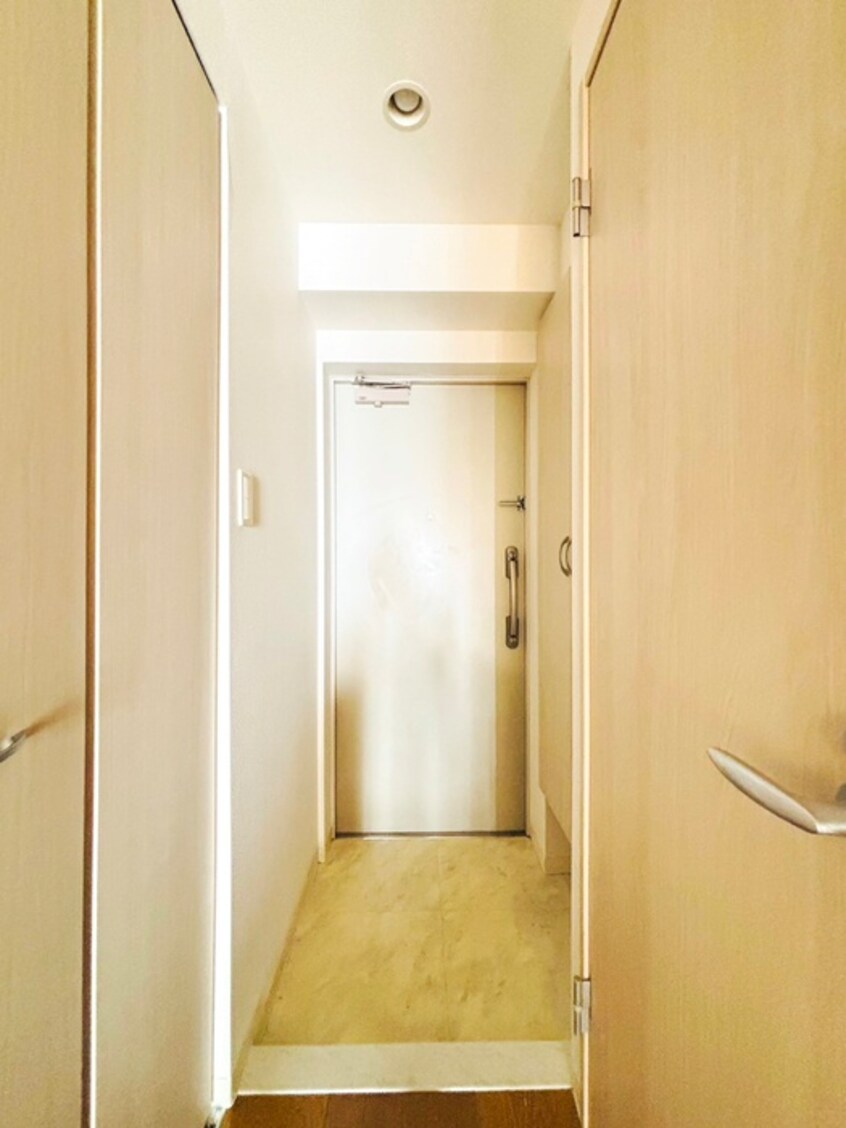 玄関 ファミーユ