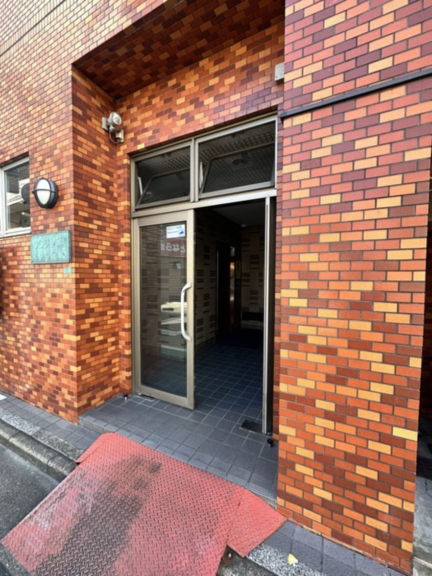 エントランス部分 サンフレアサクマ15