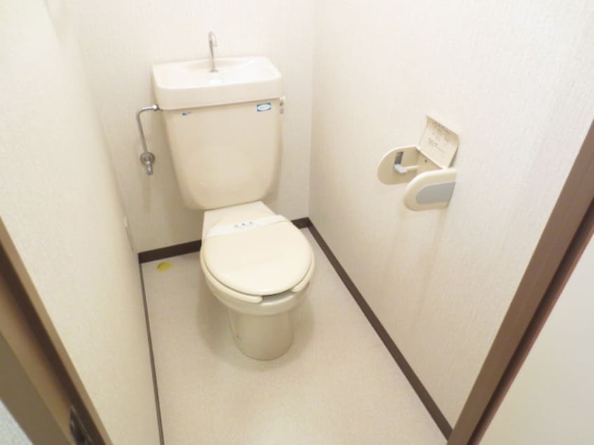 トイレ サンフレアサクマ15