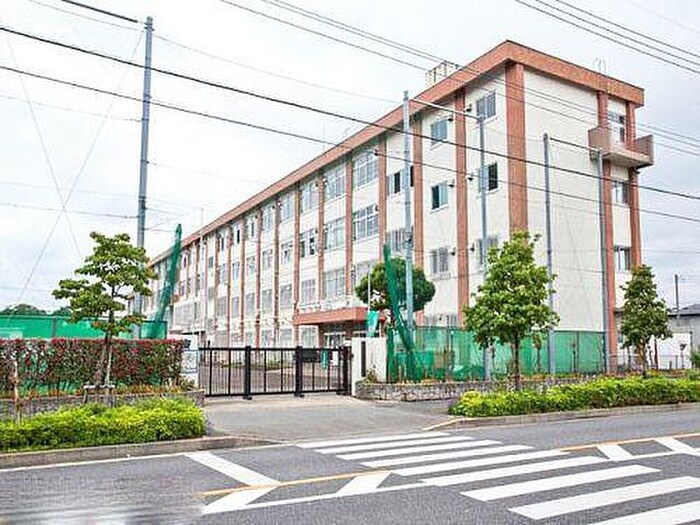 八王子市立元八王子中学校(中学校/中等教育学校)まで418m ヤマシタハイツ