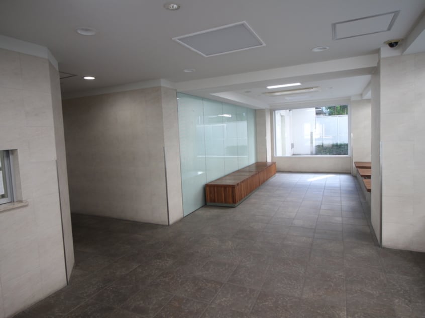 エントランス部分 プライムｱｰﾊﾞﾝ西荻窪Ⅱ