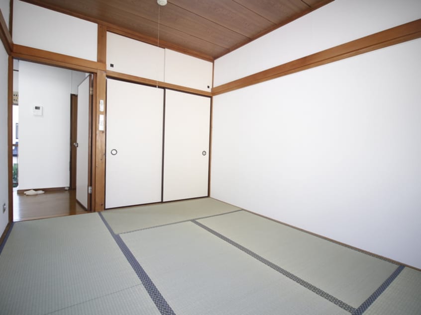 居室 丸寿ハイツ