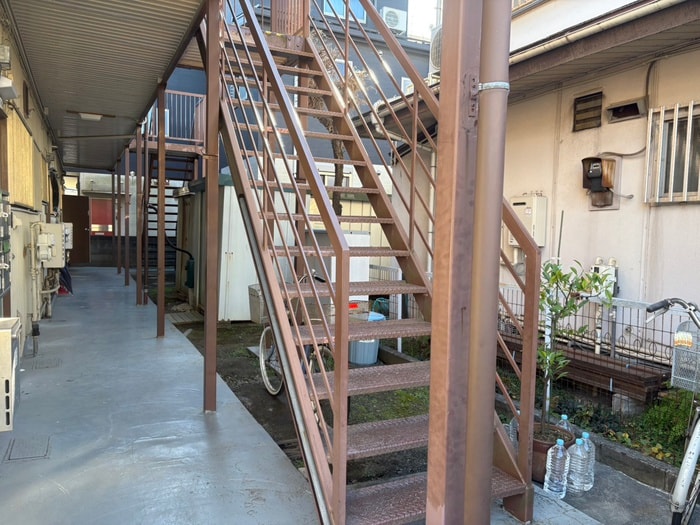 エントランス部分 丸寿ハイツ