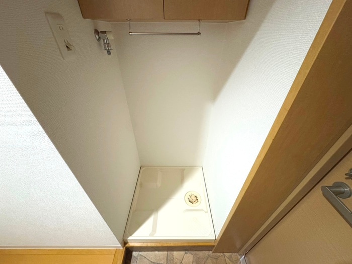 洗濯機置場 レインボ－上高田