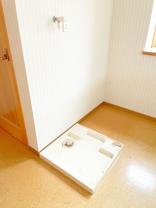 洗濯機置場 プロヴァンス二番館