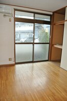 居室 ﾃﾞｭｴｯﾄ伊興