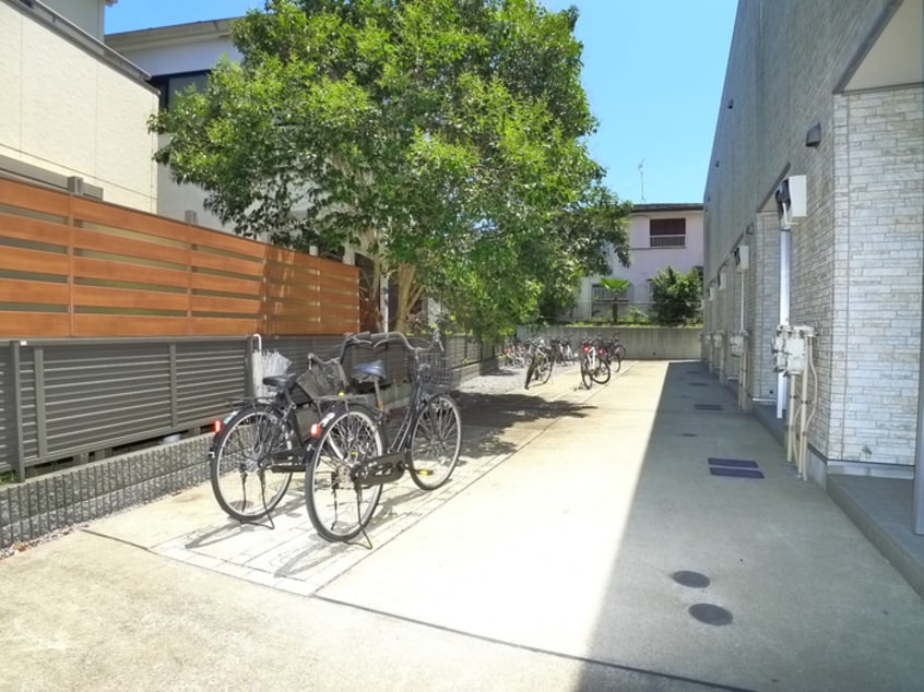 駐輪場 リブリ・富士